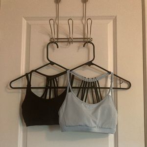 Women’s sports bras lot small Forever 21